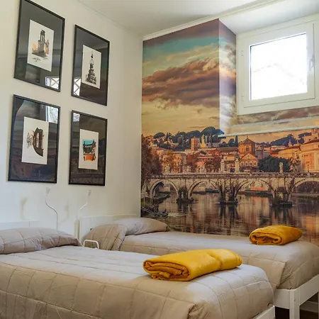 Domus In Trastevere Luxury Apartment-3
